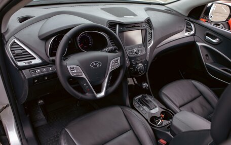 Hyundai Santa Fe III рестайлинг, 2015 год, 1 565 000 рублей, 13 фотография
