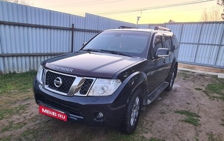 Nissan Pathfinder, 2011 год, 1 450 000 рублей, 1 фотография