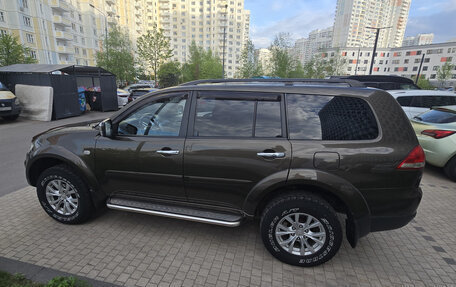 Mitsubishi Pajero Sport II рестайлинг, 2014 год, 2 300 000 рублей, 7 фотография