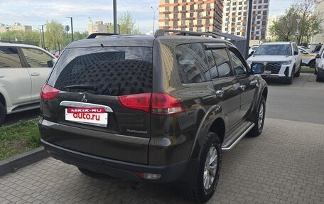 Mitsubishi Pajero Sport II рестайлинг, 2014 год, 2 300 000 рублей, 4 фотография