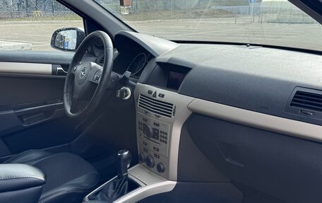 Opel Astra H, 2008 год, 520 000 рублей, 25 фотография