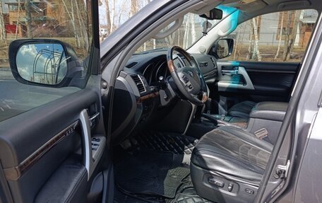 Toyota Land Cruiser 200, 2012 год, 4 250 000 рублей, 6 фотография