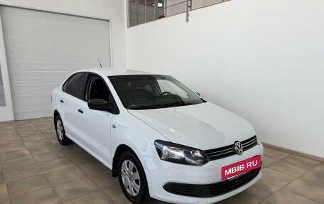 Volkswagen Polo VI (EU Market), 2013 год, 850 000 рублей, 2 фотография