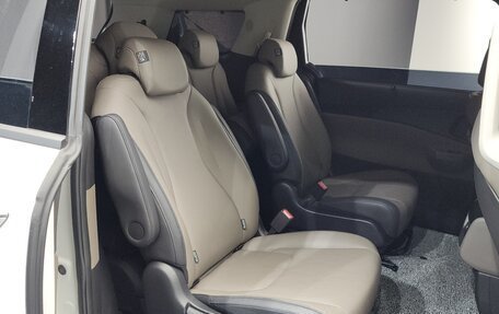 KIA Carnival, 2024 год, 4 280 000 рублей, 12 фотография