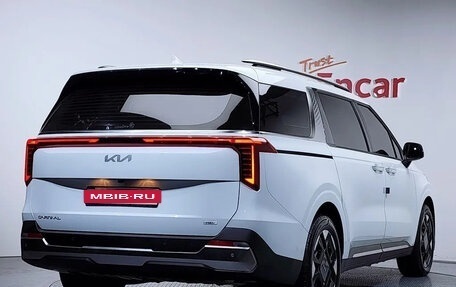 KIA Carnival, 2024 год, 4 280 000 рублей, 3 фотография