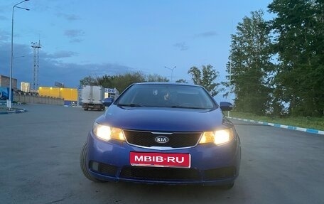 KIA Cerato III, 2010 год, 555 555 рублей, 1 фотография