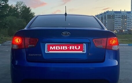 KIA Cerato III, 2010 год, 555 555 рублей, 4 фотография