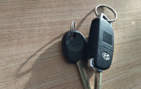 Hyundai Solaris II рестайлинг, 2016 год, 777 000 рублей, 17 фотография
