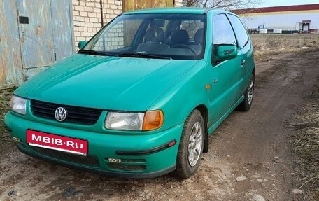 Volkswagen Polo III рестайлинг, 1999 год, 250 000 рублей, 2 фотография