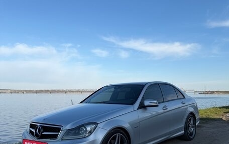 Mercedes-Benz C-Класс, 2011 год, 1 195 000 рублей, 4 фотография