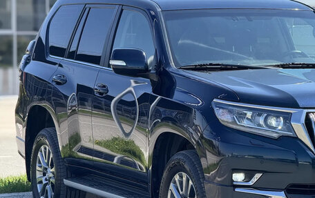 Toyota Land Cruiser Prado 150 рестайлинг 2, 2018 год, 5 350 000 рублей, 6 фотография