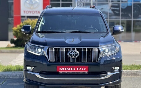 Toyota Land Cruiser Prado 150 рестайлинг 2, 2018 год, 5 350 000 рублей, 2 фотография