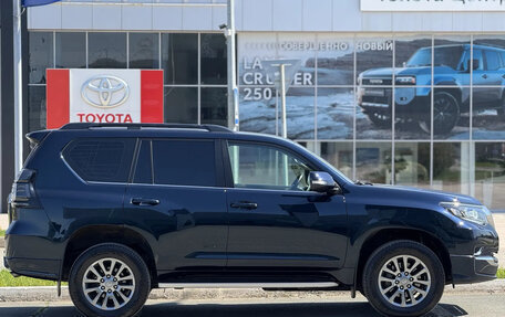 Toyota Land Cruiser Prado 150 рестайлинг 2, 2018 год, 5 350 000 рублей, 12 фотография
