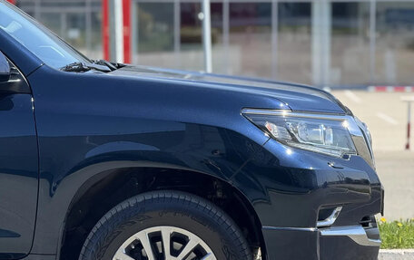 Toyota Land Cruiser Prado 150 рестайлинг 2, 2018 год, 5 350 000 рублей, 16 фотография
