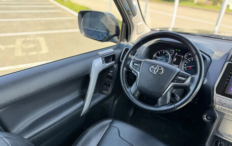 Toyota Land Cruiser Prado 150 рестайлинг 2, 2018 год, 5 350 000 рублей, 24 фотография