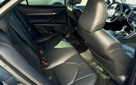 Toyota Camry, 2021 год, 2 650 000 рублей, 9 фотография