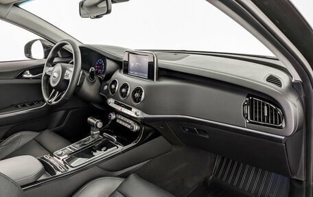 KIA Stinger I, 2018 год, 2 450 000 рублей, 11 фотография