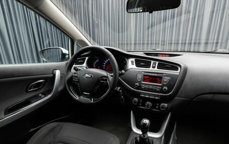 KIA cee'd III, 2014 год, 1 049 000 рублей, 10 фотография