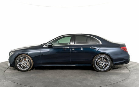 Mercedes-Benz E-Класс, 2017 год, 3 950 000 рублей, 8 фотография
