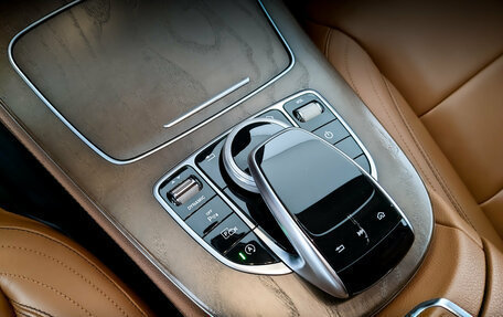 Mercedes-Benz E-Класс, 2017 год, 3 950 000 рублей, 28 фотография