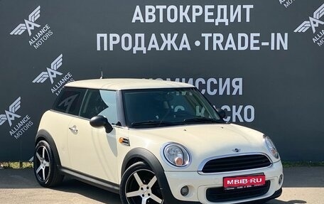 MINI Hatch, 2011 год, 765 000 рублей, 1 фотография