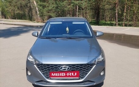 Hyundai Solaris II рестайлинг, 2020 год, 1 700 000 рублей, 1 фотография