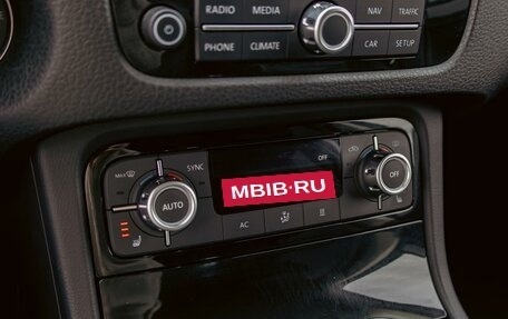 Volkswagen Touareg III, 2013 год, 1 795 000 рублей, 15 фотография