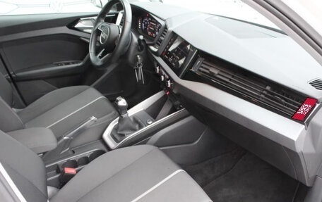 Audi A1, 2022 год, 2 419 269 рублей, 5 фотография