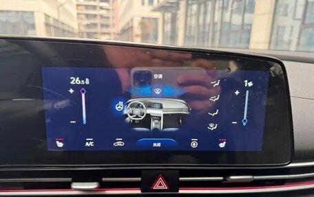 Hyundai Elantra, 2022 год, 1 090 000 рублей, 16 фотография