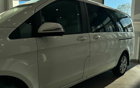 Mercedes-Benz V-Класс, 2016 год, 4 200 000 рублей, 10 фотография