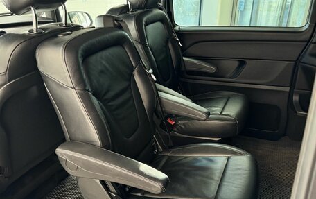 Mercedes-Benz V-Класс, 2016 год, 4 200 000 рублей, 36 фотография