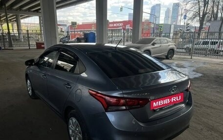 Hyundai Solaris II рестайлинг, 2018 год, 1 100 000 рублей, 4 фотография