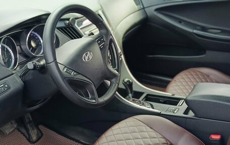 Hyundai Sonata VI, 2010 год, 1 040 000 рублей, 6 фотография