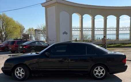 Mercedes-Benz E-Класс, 1998 год, 305 000 рублей, 6 фотография