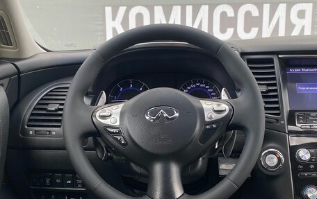 Infiniti QX70, 2014 год, 2 075 000 рублей, 15 фотография