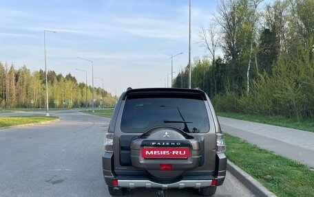 Mitsubishi Pajero IV, 2011 год, 2 100 000 рублей, 2 фотография
