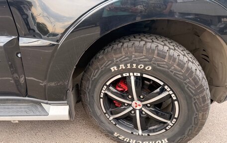 Mitsubishi Pajero IV, 2011 год, 2 490 000 рублей, 4 фотография