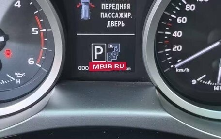 Toyota Land Cruiser 200, 2012 год, 3 300 000 рублей, 4 фотография