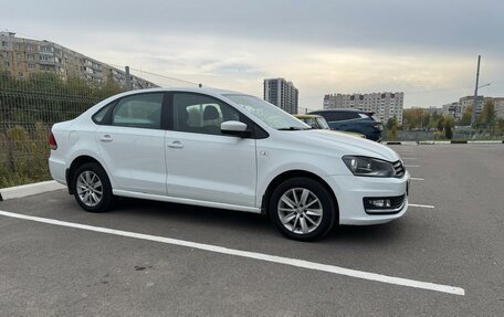Volkswagen Polo VI (EU Market), 2017 год, 1 000 000 рублей, 2 фотография