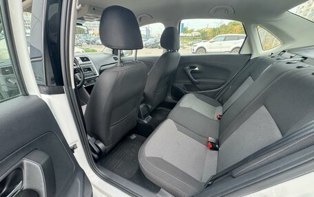 Volkswagen Polo VI (EU Market), 2017 год, 1 000 000 рублей, 6 фотография