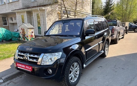 Mitsubishi Pajero IV, 2011 год, 2 000 000 рублей, 8 фотография