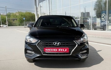 Hyundai Solaris II рестайлинг, 2017 год, 1 050 000 рублей, 2 фотография