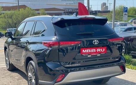 Toyota Highlander, 2026 год, 5 600 000 рублей, 7 фотография