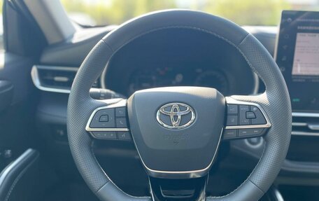 Toyota Highlander, 2026 год, 5 600 000 рублей, 22 фотография