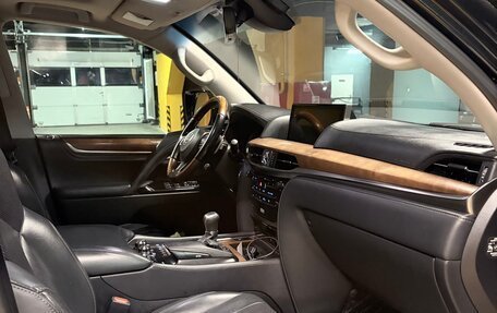Lexus LX III, 2016 год, 6 499 999 рублей, 7 фотография