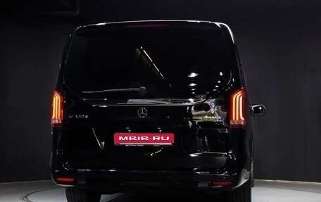 Mercedes-Benz V-Класс, 2023 год, 8 126 750 рублей, 4 фотография
