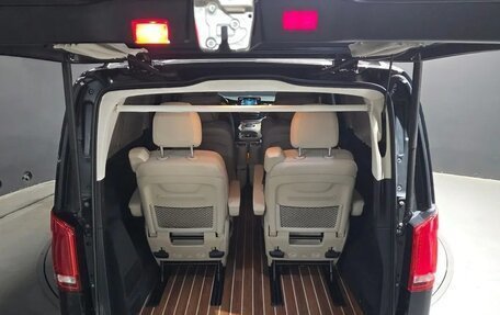 Mercedes-Benz V-Класс, 2023 год, 8 126 750 рублей, 18 фотография