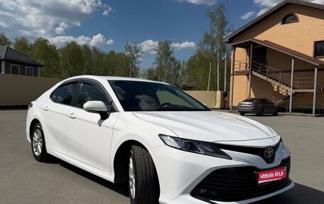 Toyota Camry, 2018 год, 1 790 000 рублей, 1 фотография