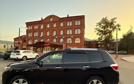 Toyota Highlander III, 2011 год, 1 800 000 рублей, 6 фотография