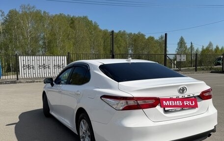 Toyota Camry, 2018 год, 1 790 000 рублей, 5 фотография